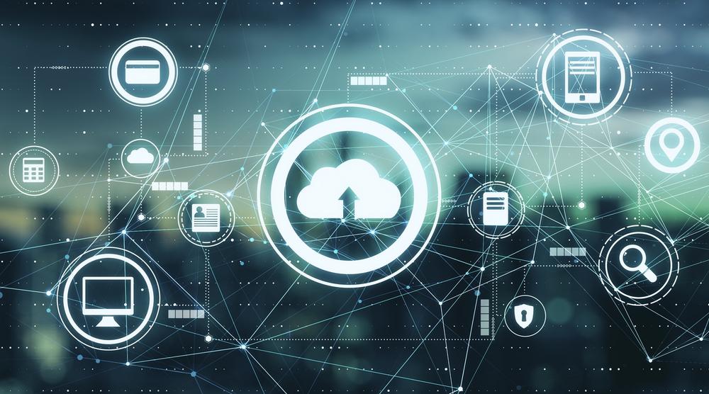 Visualisierung von Cloud-Technologie: Vernetzte Icons für Cloud-Upload, Sicherheit, Dokumente, Geräte und Standort auf digitalem Hintergrund.